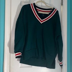 Oversized green sweatshirt